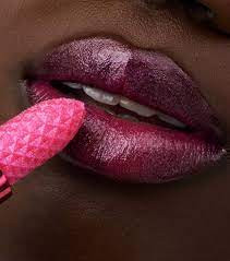 Catrice Glitter Glam Glow Lip Balm 010