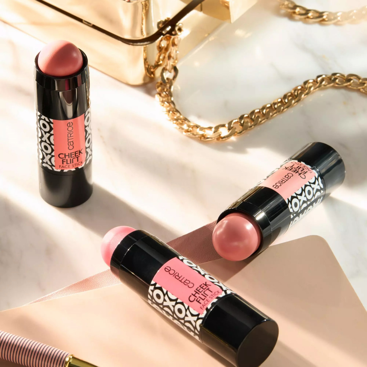 FARD A JOUES STICK CHEEK FLIRT CATRICE
