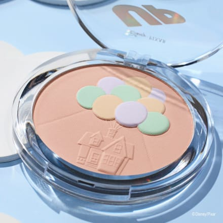 POUDRE COMPACTE CORRECTRICE DE COULEUR Disney Pixar Up ESSENCE