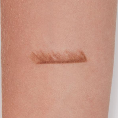 Crayon sourcils designer essence